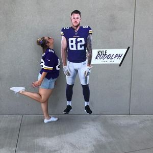 Meet your Posher, Kayla